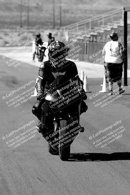 media/Sep-25-2023-Moto Forza (Mon) [[81ffa65e0a]]/Around the Pits/